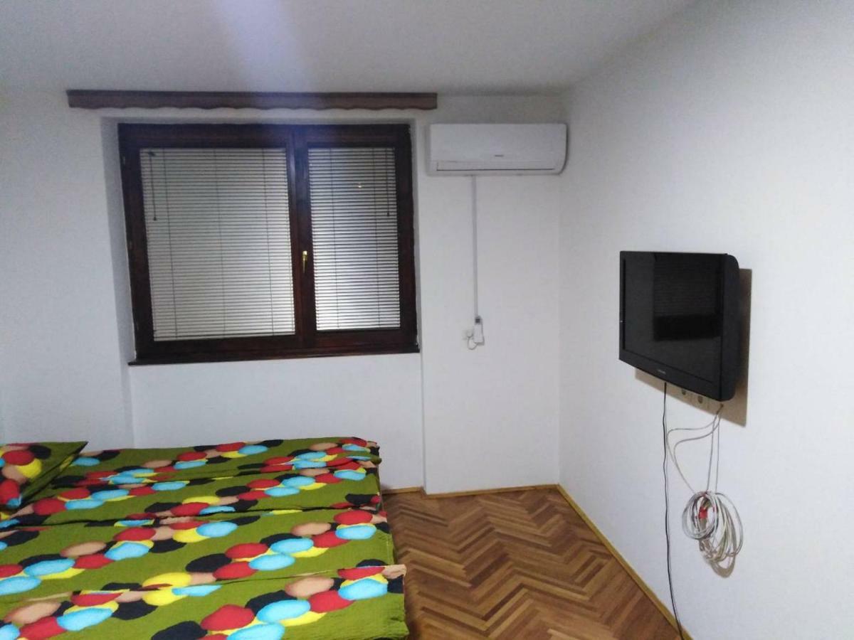 Apartman Rile Apartment Višegrad Екстериор снимка